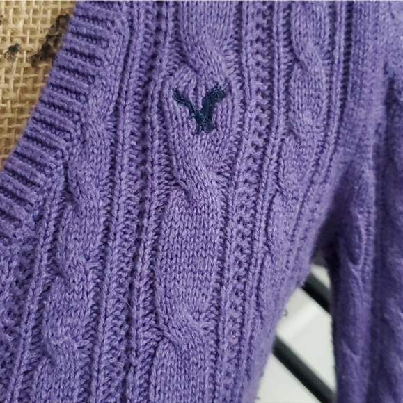 American Eagle Cable Knit Sweater - Picture 2 of 8